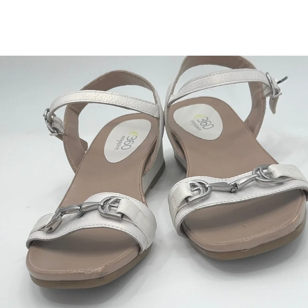 Easy Spirit e360 White Slingback Comfort Sandals Size 6 Horsebit Accent Summer